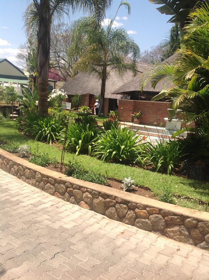 Wozani Lodge Bulawayo Exteriör bild